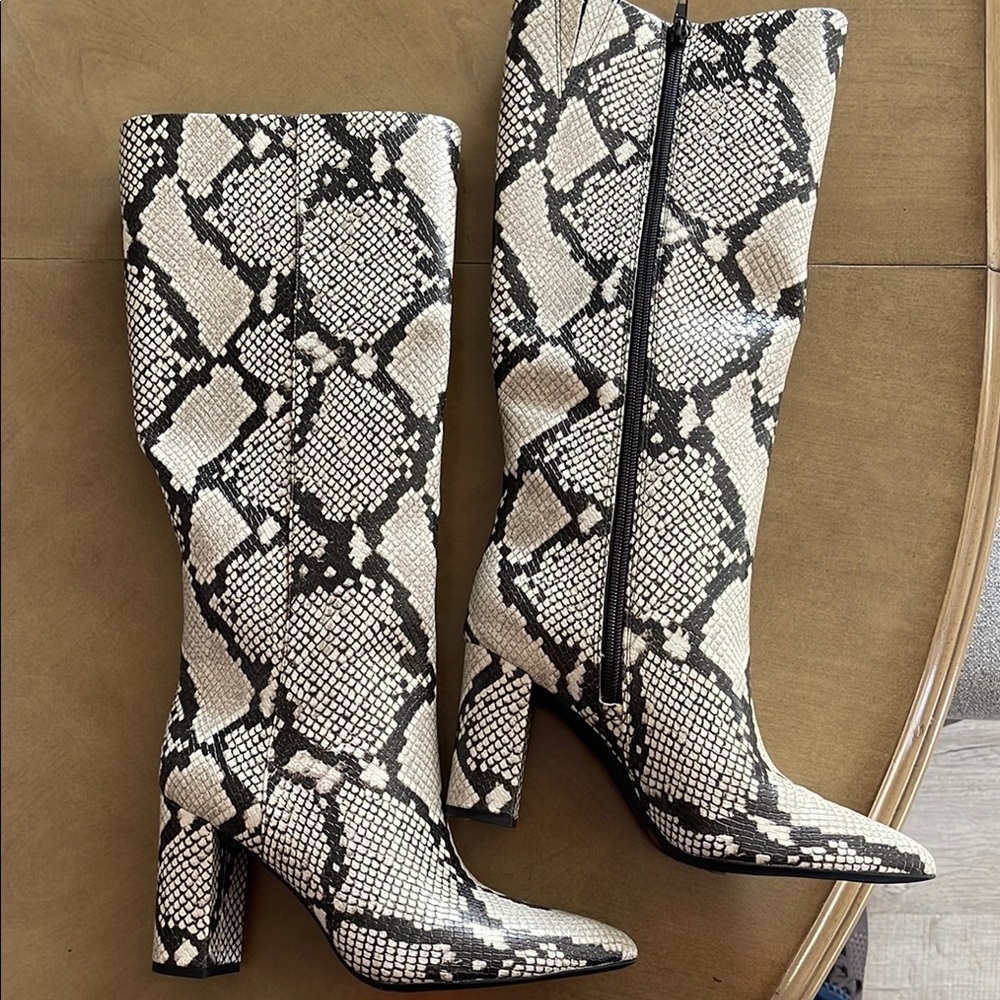 Snakeskin Patterned Women's Boots